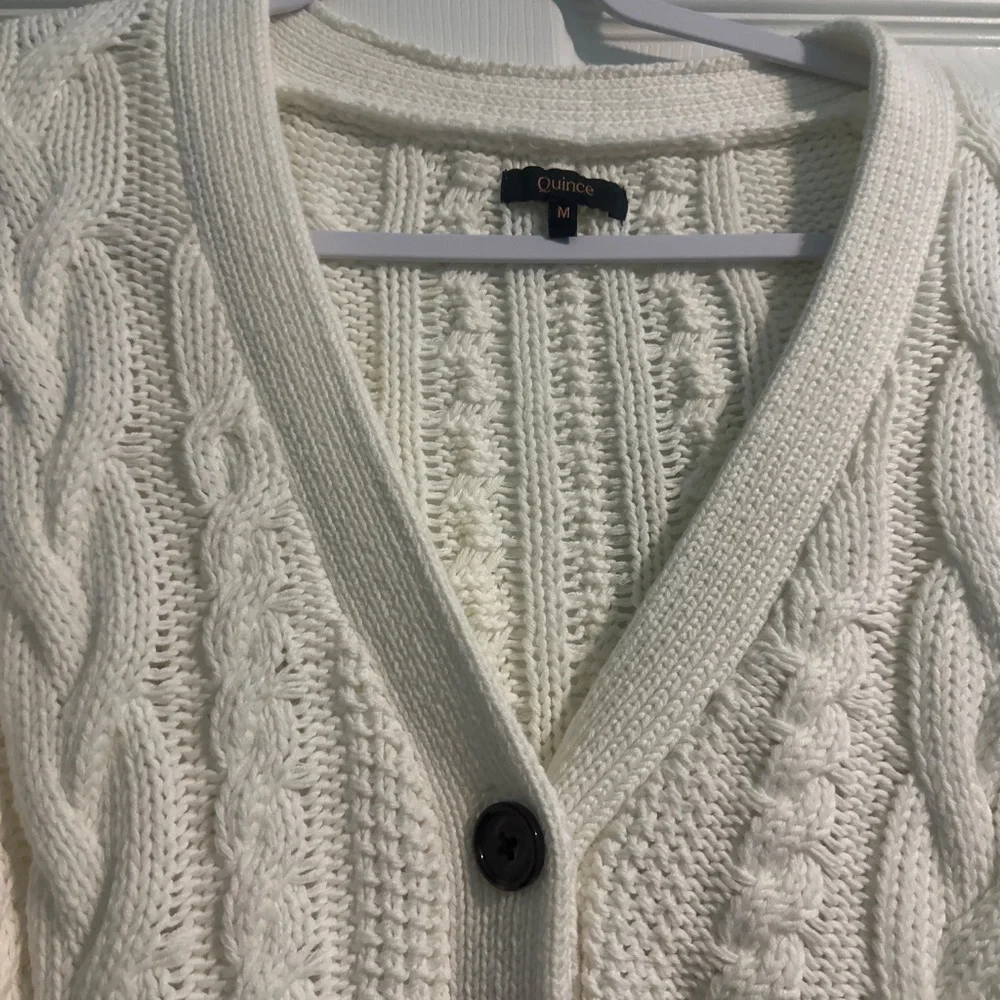 Quince Ivory Organic Cotton Oversized Cable Cardigan Sweater sz Med - Picture 2 of 3